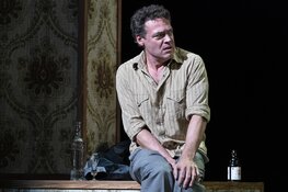 Toneelgroep Maastricht presenteert zinderend drama ‘Vrijdag' in Alkmaar