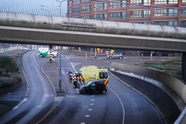 Aanrijding onder Friesebrug in Alkmaar