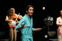 Marjolijn van Heemstra vertelt wonderbaarlijk verhaal over kosmische flessenpost in Voyagers