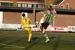 Vrone in doelpuntrijk duel langs De Rijp