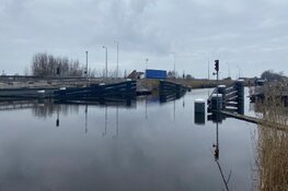 Rekervlotbrug Koedijk eind december weer te gebruiken