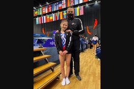 Trampolinespringster Thalissa Wijkstra presteert goed op het Jeugd WK