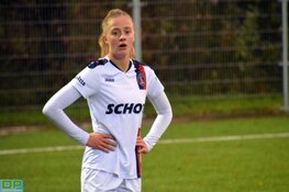 Veerle van der Most tekent eerste contract bij VV Alkmaar