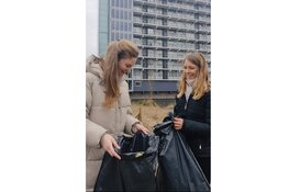 Jongeren clean-up in Overdie