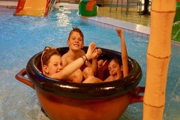 Vier de voorjaarsvakantie in zwembad Hoornse Vaart