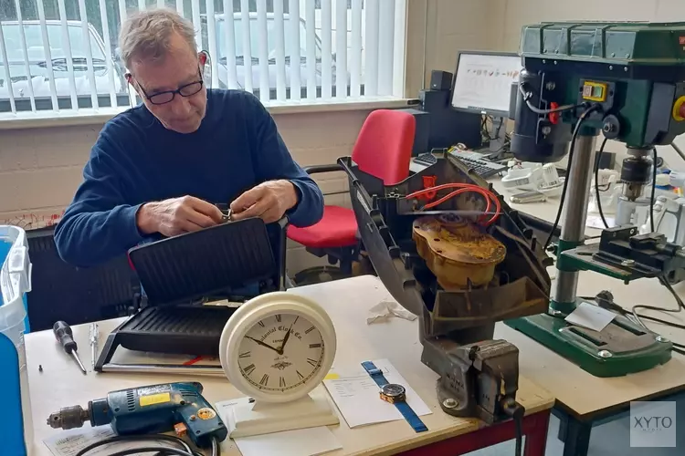 Kapotte spullen? Kom naar het Repair Café in de bibliotheek