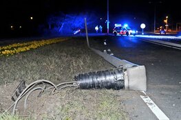 Automobilist op de kop bij ongeluk in Egmond-Binnen