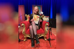 Pabo-student Aniek Schagen is de beste voorlezer van Noord-Holland en Pabo-student Tabitha Reijnen is de beste voorlezer van Zuid-Holland. Deze twee kanjers gaan door naar de landelijke finale en maken kans op de titel Pabo Voorleeskampioen 2022!