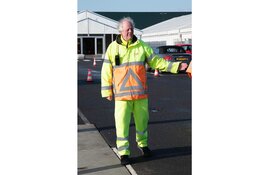 Wil je werken binnen een gezellig familiebedrijf met persoonlijke aandacht?  SOLLICITEER nu bij NHB Services!