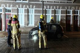 Auto&#39;s door brand verwoest op Uitenboschstraat en Bergerweg