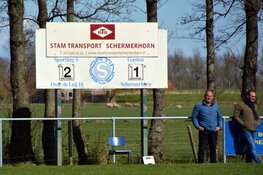 Sporting S wint opnieuw in Schermer derby. Gehavend SSV geeft nog goed partij