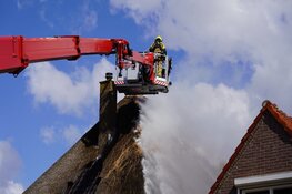 Brand in stolpboerderij te Koedijk