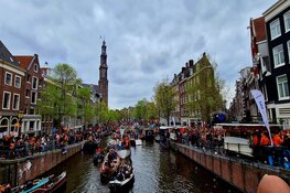 Drukke, maar gezellige Koningsdag in Amsterdam