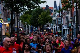 Alkmaar City Run by night na twee jaar weer één groot sportfeest