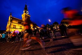 Alkmaar City Run by night na twee jaar weer één groot sportfeest
