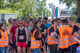 Nieuwe (sport)vrijwilligers werven met unieke rondleiding in sportcomplex De Meent