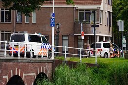 Man door omstanders uit het water gehaald in Alkmaar