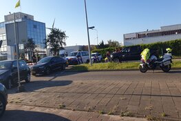 Boeren blokkeren distribuitiecentra van Albert Heijn in Zaandam en Vomar in Alkmaar