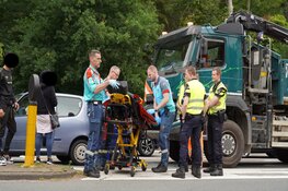 Automobiliste aangereden door vrachtwagen op de Kennemerstraatweg