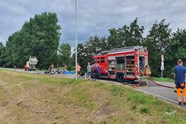 Lading kleine vuilniswagen in brand in Zuidschermer