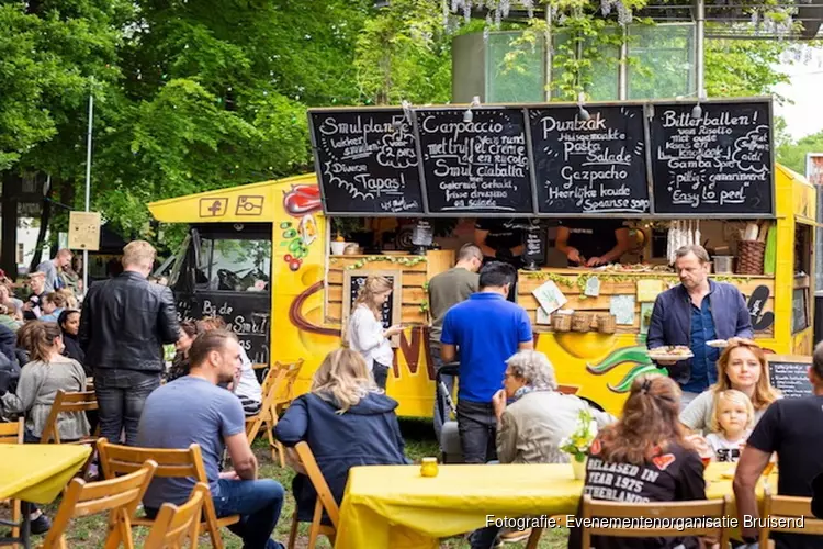 De Wijnclub, Borrelplanken en Speciaalbieren: Foodtruckfestival HOPPAAA! komt weer naar Enkhuizen!