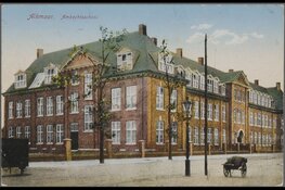 Nieuwe cursussen Regionaal Archief van start. Je stamboom leren uitzoeken of oude handschriften lezen