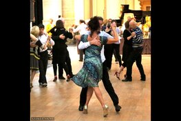 Argentijnse-tango-markt op zaterdagmiddag 27 augustus van 13.00 tot 17.00 uur in Theater de Vest