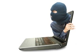 Online boeven de baas