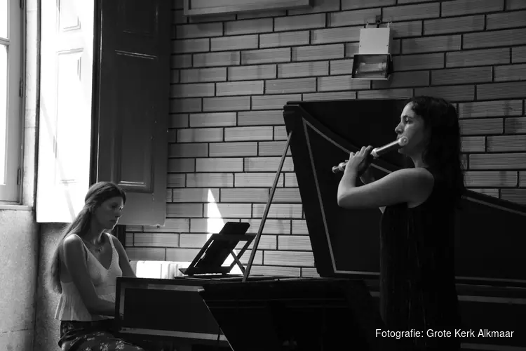 Zaterdag 29 oktober eerstvolgende concert in serie Rondom Bach in Grote Kerk Alkmaar: Duo Suzzane speelt werken van Bach en Kimberger