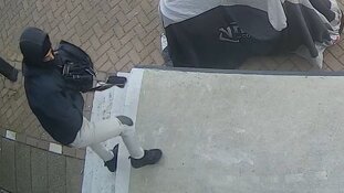 Wie herkent deze mannen?