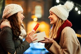 Kerst, kleding, kadootjesruilavond in de bibliotheek