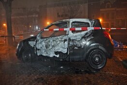Auto door brand verwoest aan Oudegracht