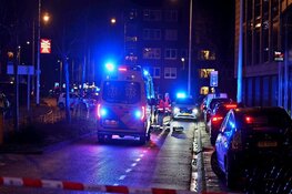 Voetganger zwaargewond na aanrijding op zebrapad in Alkmaar