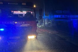 Auto door brand verwoest aan Marco Polostraat