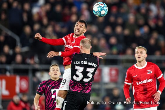 AZ-FC Utrecht: Knotsgek duel zonder winnaar