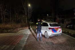 Gevaarlijke verdachte crasht met auto in Alkmaar, grote zoektocht