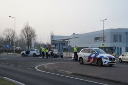 Veel schade bij kop-staartbotsing Hoeverweg