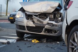 Veel schade bij kop-staartbotsing Hoeverweg