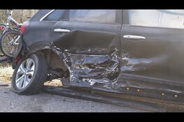 Aanrijding in Egmond aan den Hoef, twee auto&#39;s betrokken