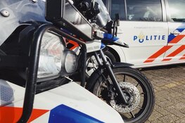 Tientallen boetes en opgevoerde bromfiets in beslag bij verkeerscontroles