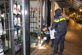 Onderbroeken buitgemaakt op snelkraak op winkel Laat