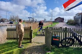 Voorzitter De Hollandsche Molen bezoekt bijzondere molen De Otter in Oterleek
