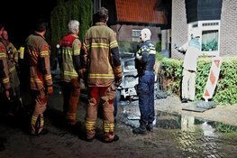 Auto door brand verwoest in Bergen