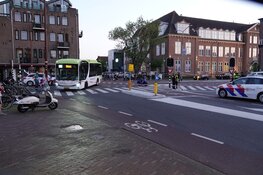 Aanrijding tussen lijnbus en scooter in Alkmaar