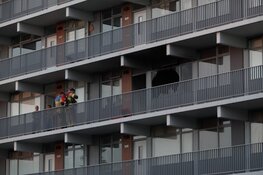 Meerdere woningen ontruimd na brand aan Melis Stokelaan
