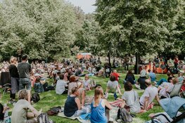 Ode aan de bomen met twaalf acts bij Podium onder de Boom Festival