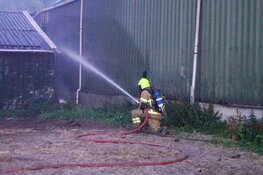 Brand bij manege in Schoorl, paarden in veiligheid gebracht