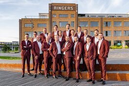 De heren van de Juniorkamer Alkmaar maken zich klaar voor hun grootste evenement van het jaar, RSM Alkmaar Culinair Plaza