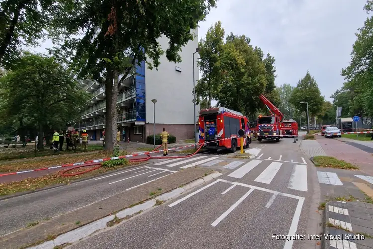 Brand in flat aan Muiderwaard