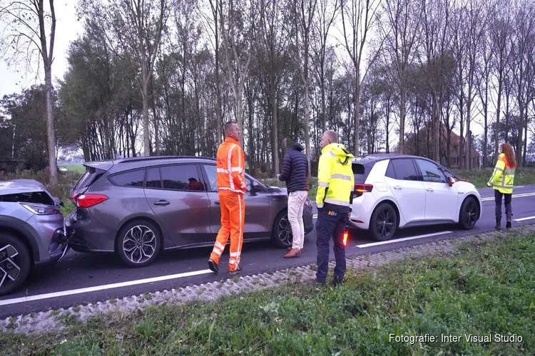 Kopstaartbotsing op Noordervaart bij Stompetoren